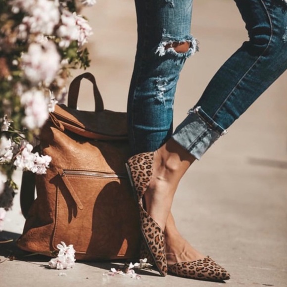 Animal print leopard  pointed flat - Picture 3 of 8